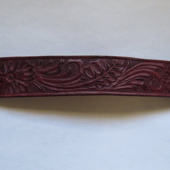 Leather wrist Cuff - Picture 2 of 5